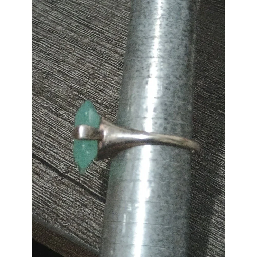 Aqua Blue Tone Glass Sterling Silver Plated Ring Size 9